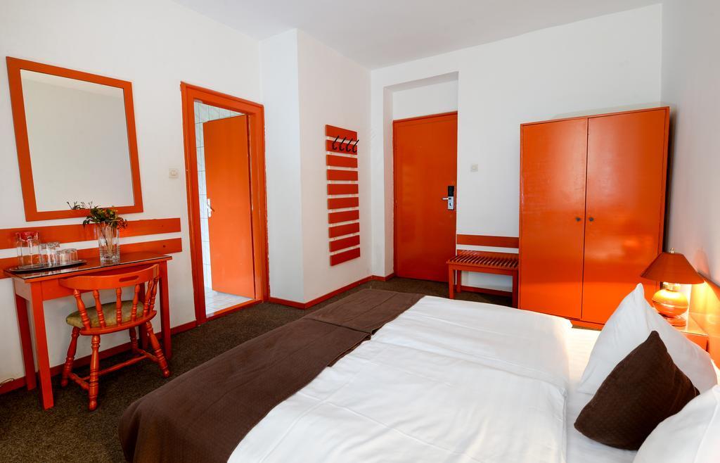 Hostel Nord Тімішоара Екстер'єр фото